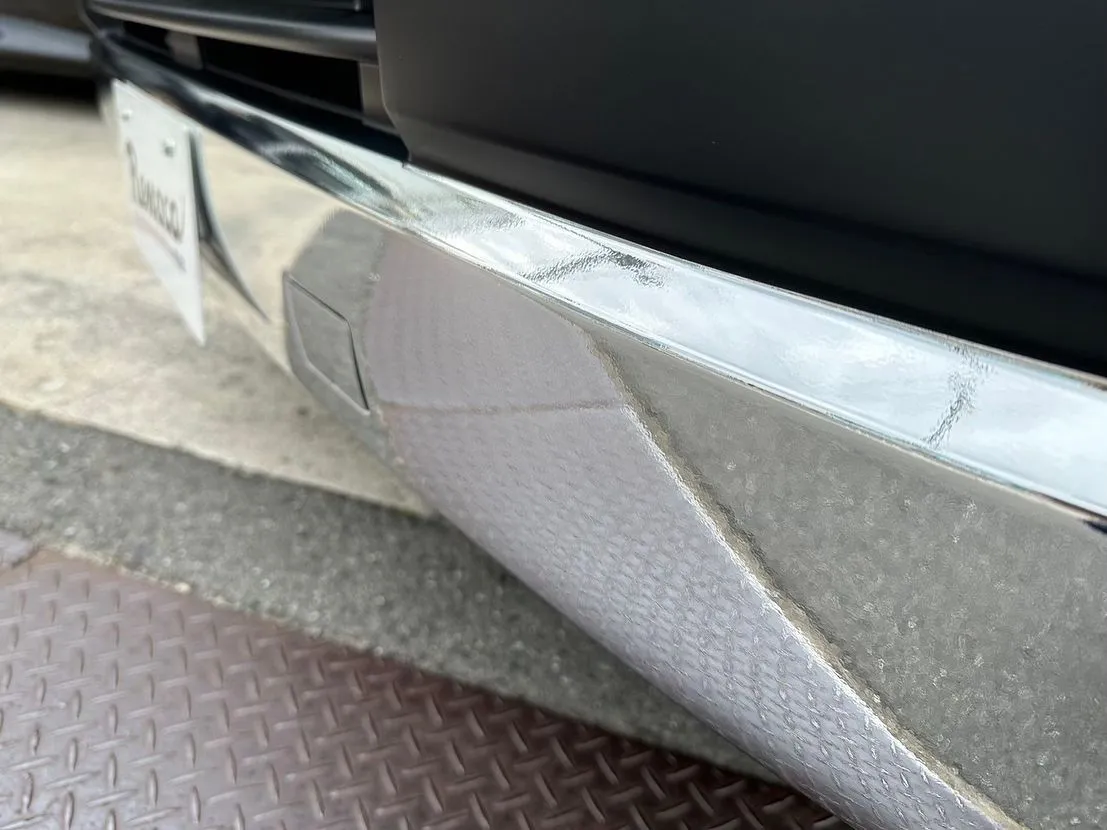 【TOYOTA HIACEの魅力を引き出すクラシックなスタイ...