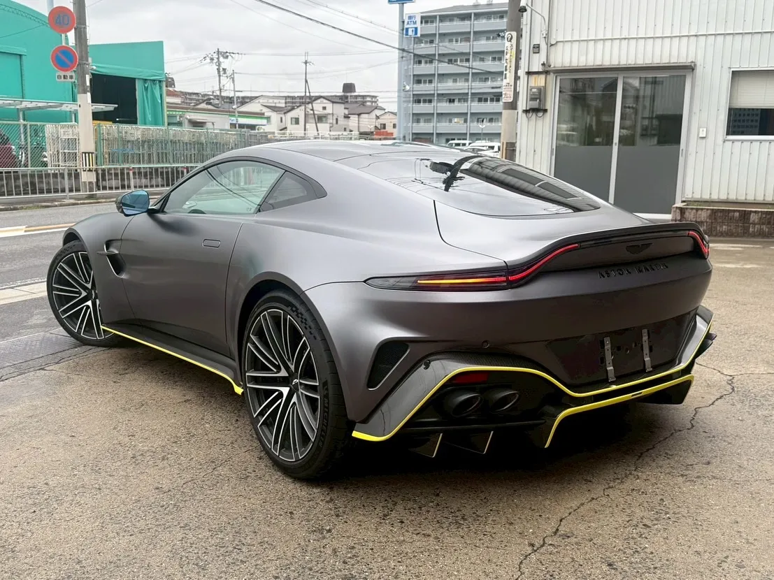 ✨本日の作品のご紹介✨ Aston Martin Vanta...