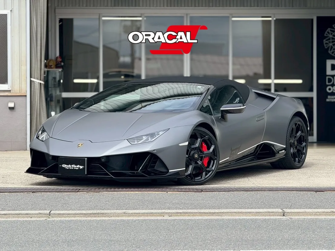 Lamborghini Huracán EVO Spyder...