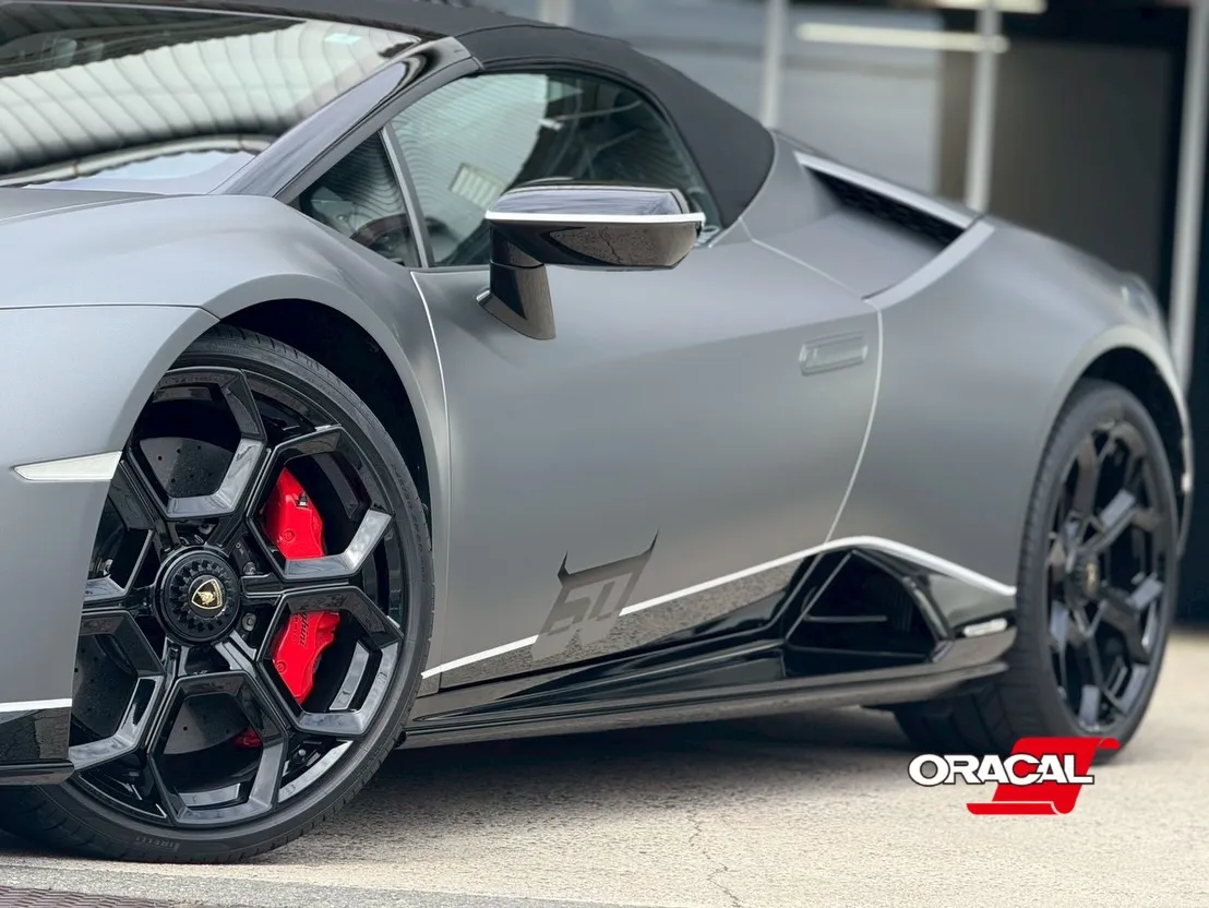 Lamborghini Huracán EVO Spyder...