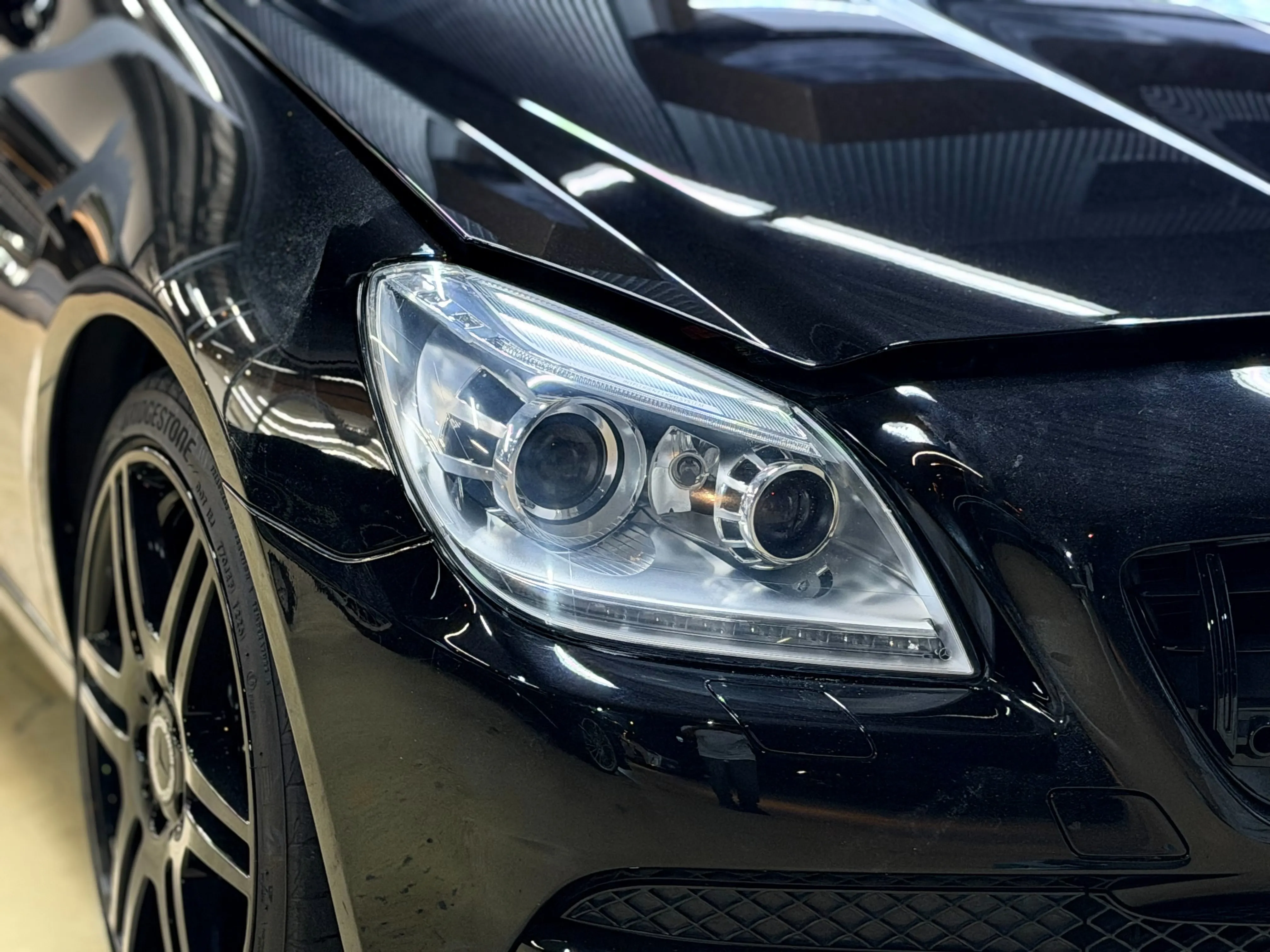 Mercedes-Benz SLK|ヘッドライトリペア